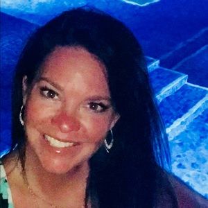 Meet your Posher, Tina